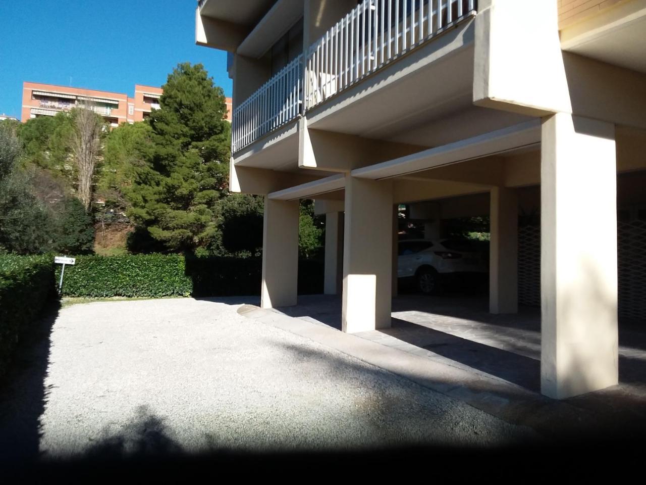 Albergo Nyers Perugia Bagian luar foto